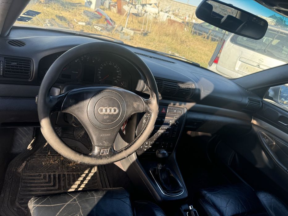 Audi a4 на части !