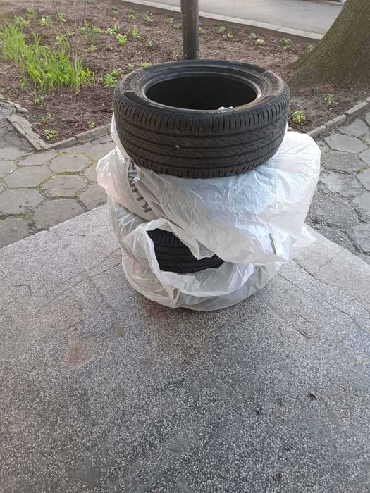 Гуми и джанти - Continental UltraContact (215/55R16) летни и Fulda KristalControl (215/50R17) зимни + джанти