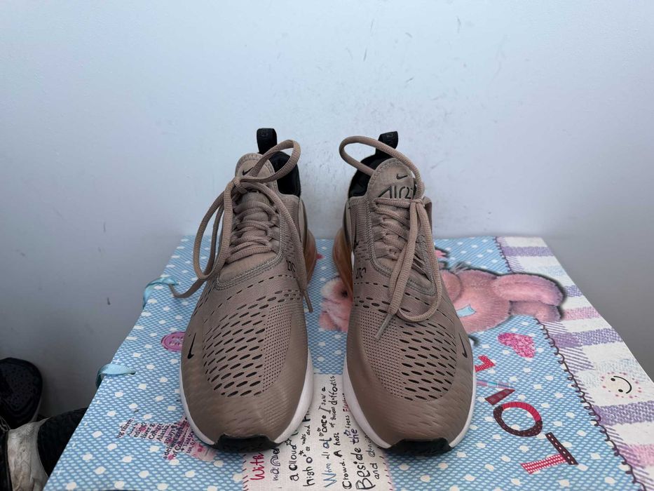 Nike Air Max 270''оригинални маратонки 42 номер