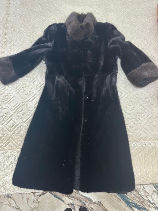 Продам норковую шубу