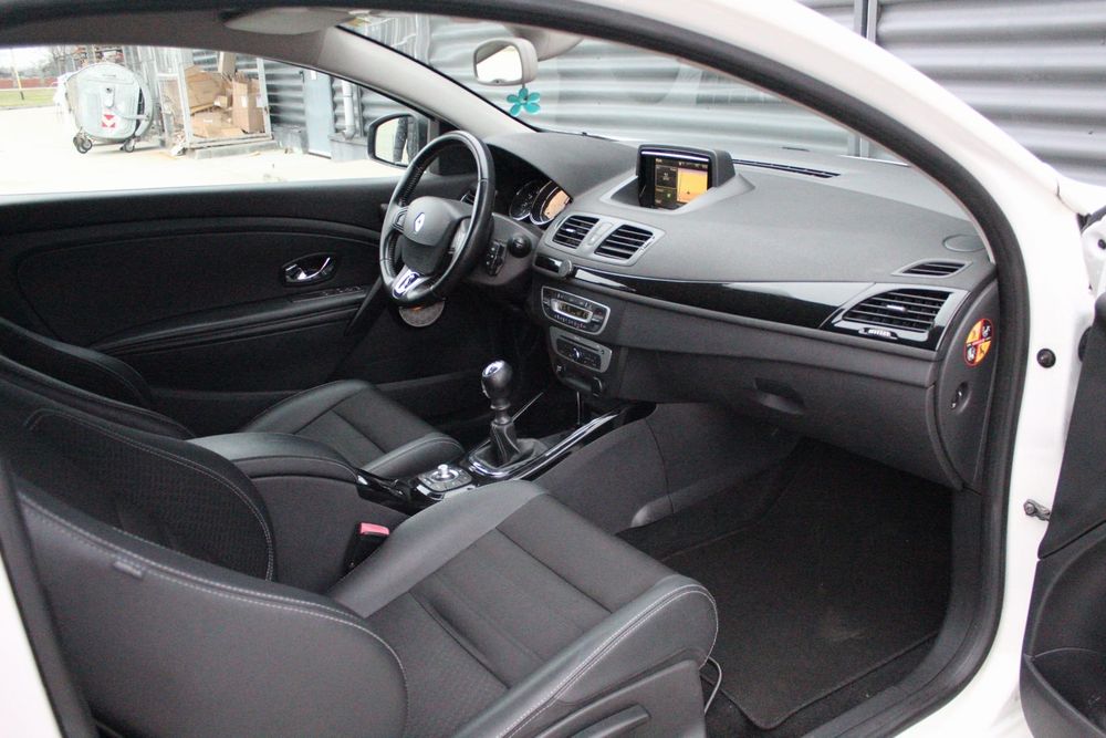 Renault Megane CUPE Bose