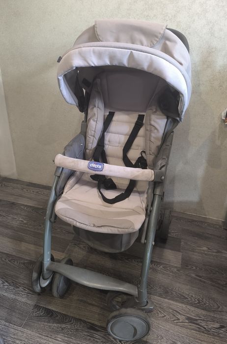 Коляска прогулочная