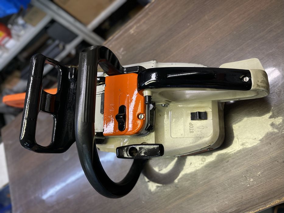 Бензинов трион STIHL 009