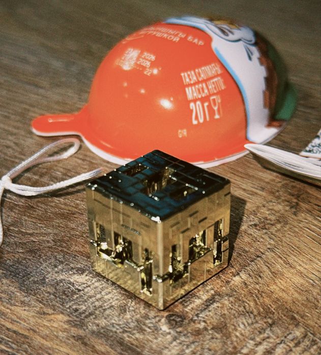 Продам Майнкрафт фигурки из Киндера. Kinder Minecraft.