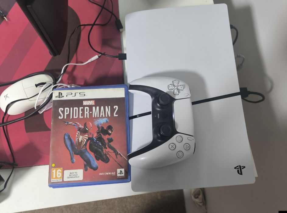 Срочно продам пс5 слим ps5 slim