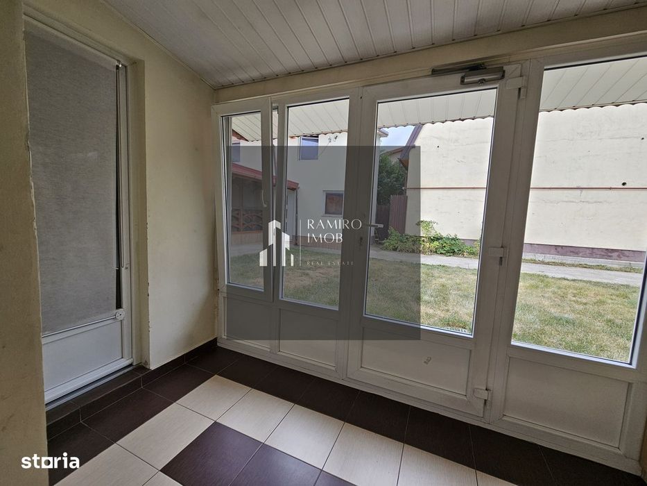 Casa 4 camere - curte 400mp Sector 4 - Luica -Giurgiului /Piata Resita