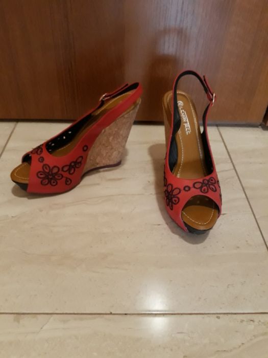 Дамски сандал 40 номер