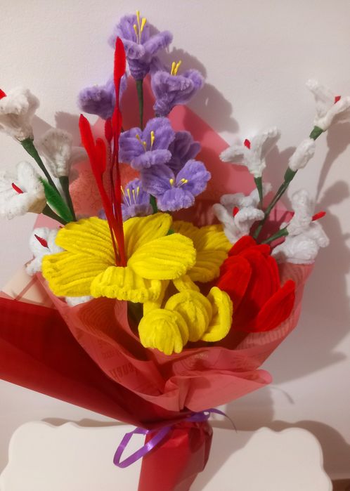 Buchet de flori pentru luna martie