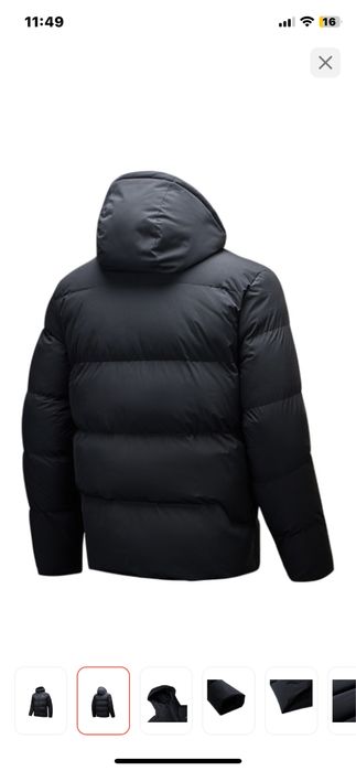Пуховик с капюшоном черный