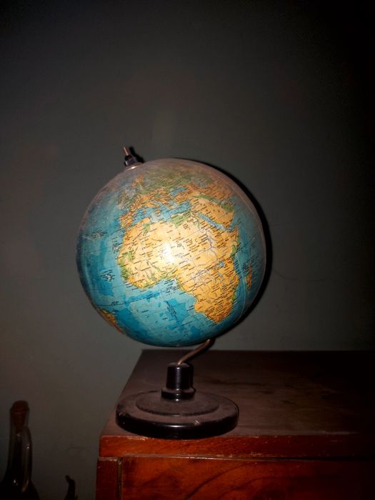 Vând diferite obiecte vechi