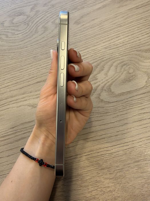 Iphone 16 pro - Natural Titanium 256GB