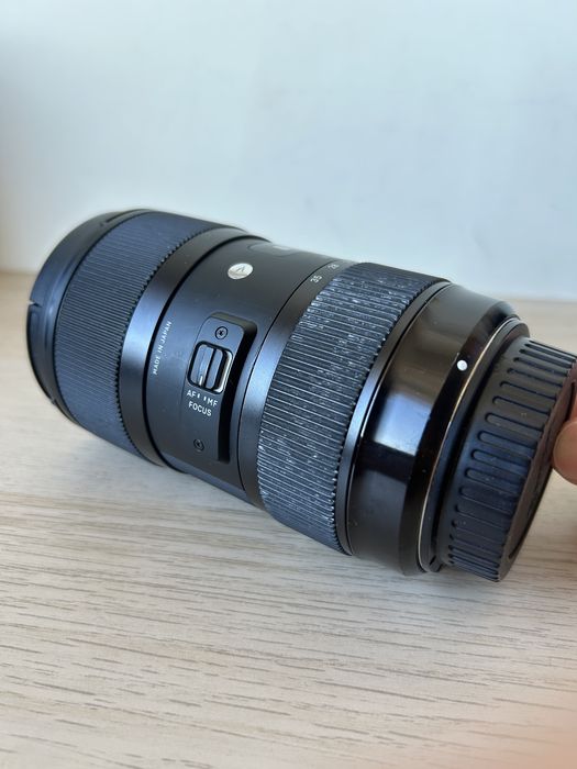 Обектив Sigma 18-35 f/1.8 Art за Canon EF