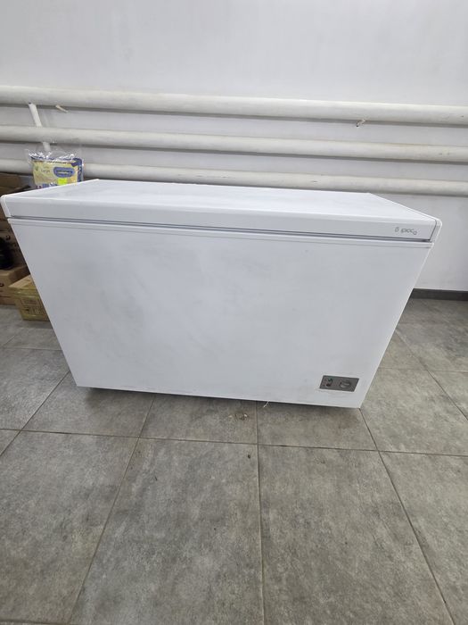 Продам морозильник