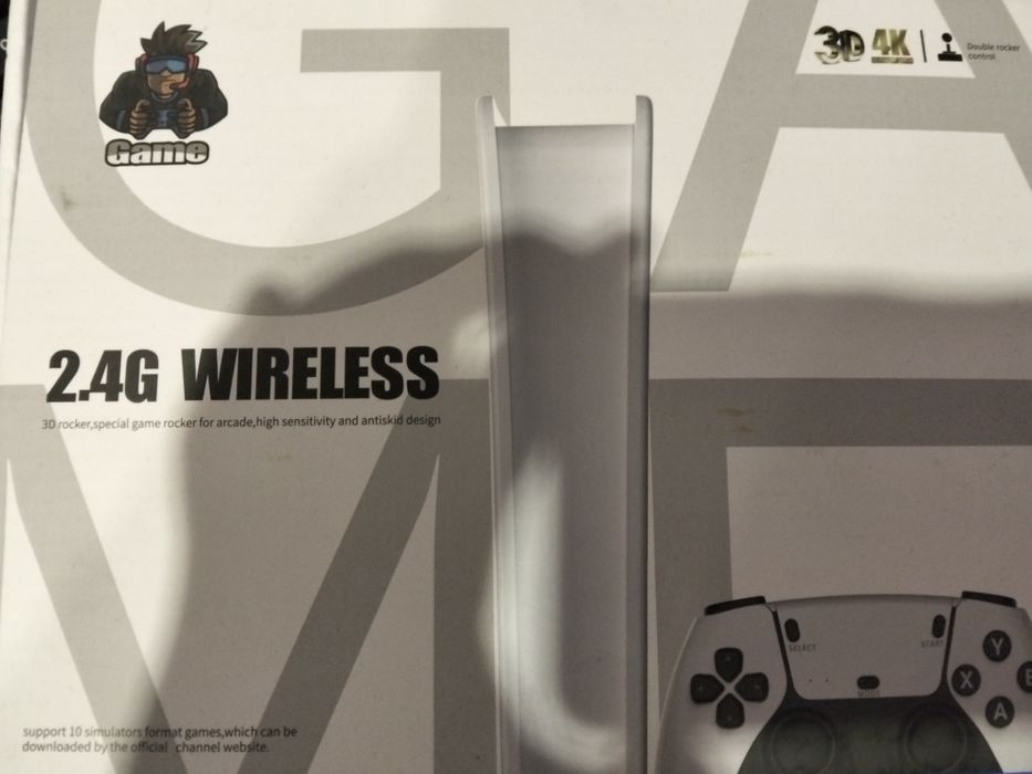 Продам игровую приставку