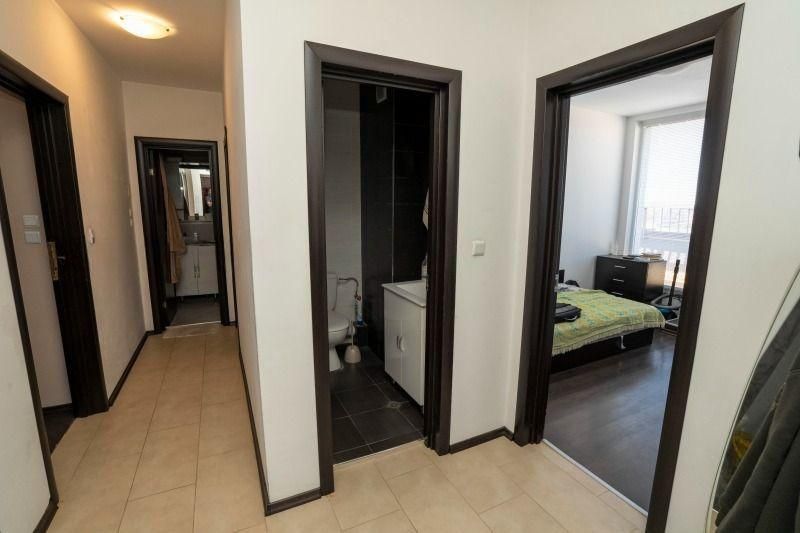 Дава се под наем Тристаен апартамент в София, Младост 4 - 84 кв.м за 746.64 € - Снимка #6