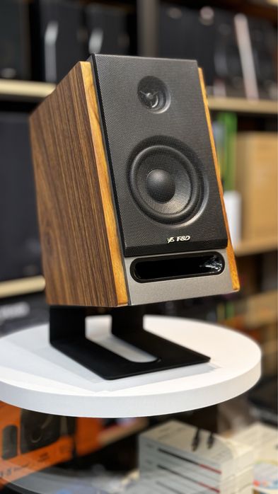 Настольные подставки для колонок  EDIFIER