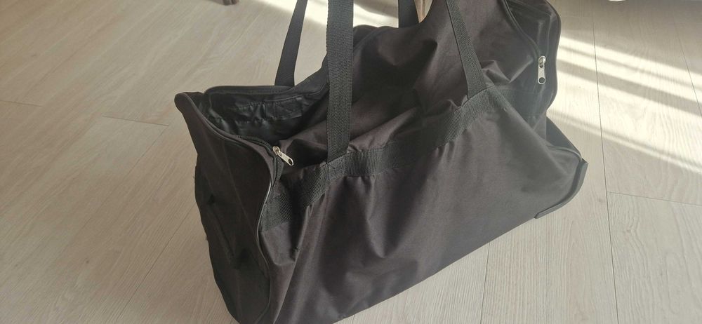 Geanta neagra cu 2 buzunare