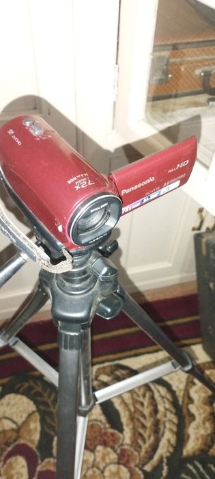 Kamera panasinic hc-v110 full HD