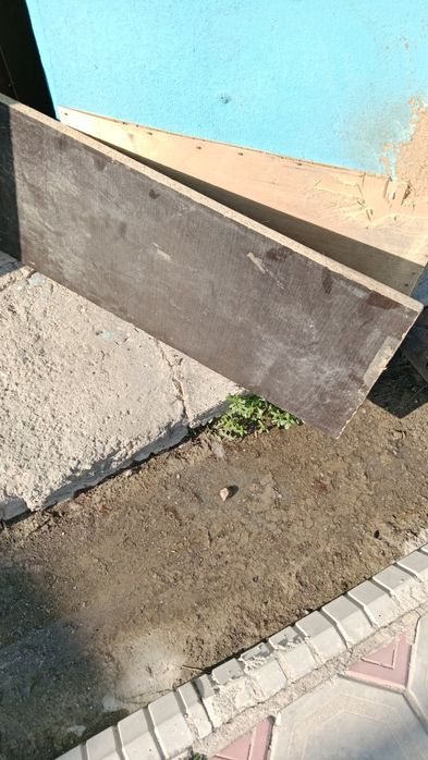 Доски  , стройтельные материалы