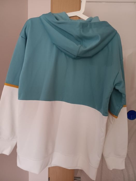 "Nike" суичер р-р S.  "New balance"