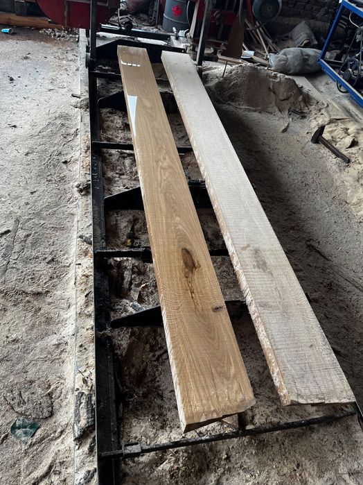 Дървен материал дъб дъски талпи янове сух