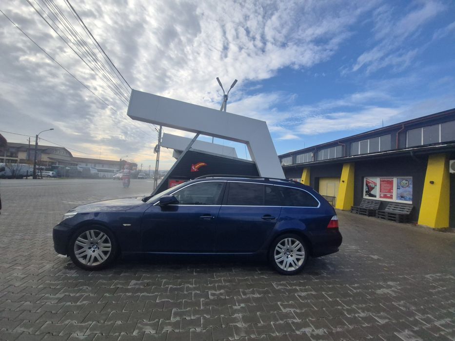 BMW e61 2.0 2010(se vinde urgent)