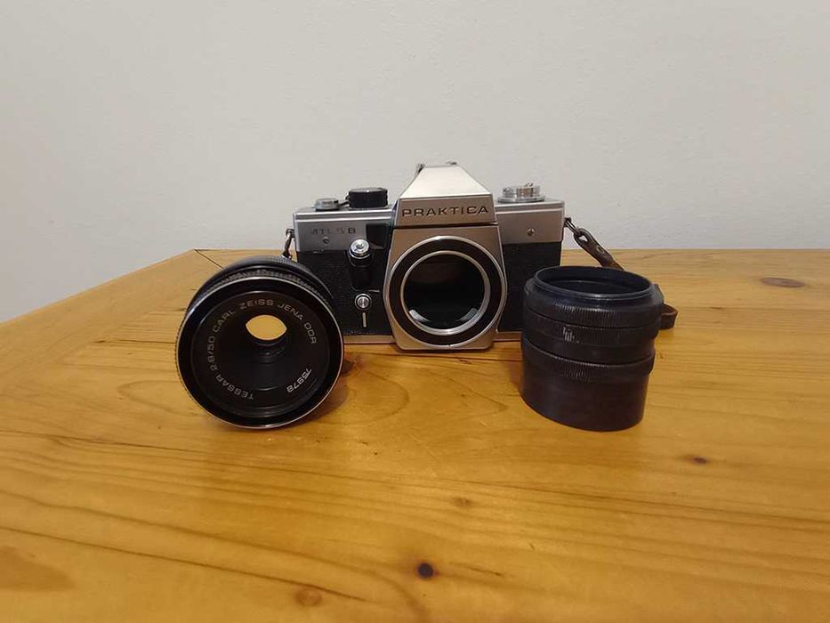 Praktica MTL 5 B + Carl Zeiss Tessar 50mm + Inele Macro