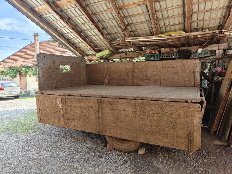 Remorca agricola, 5t, monoaxa, roti duble