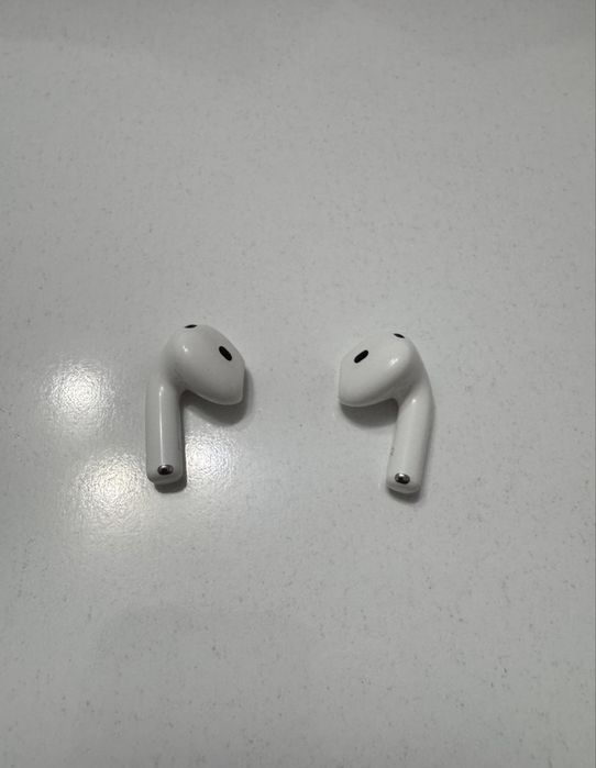 Casti Apple AirPods 4