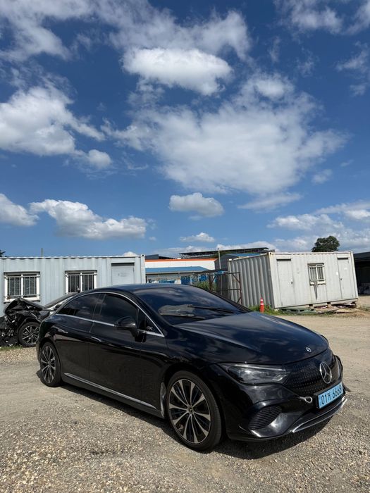Mercedes Benz EQE 350+ Electric