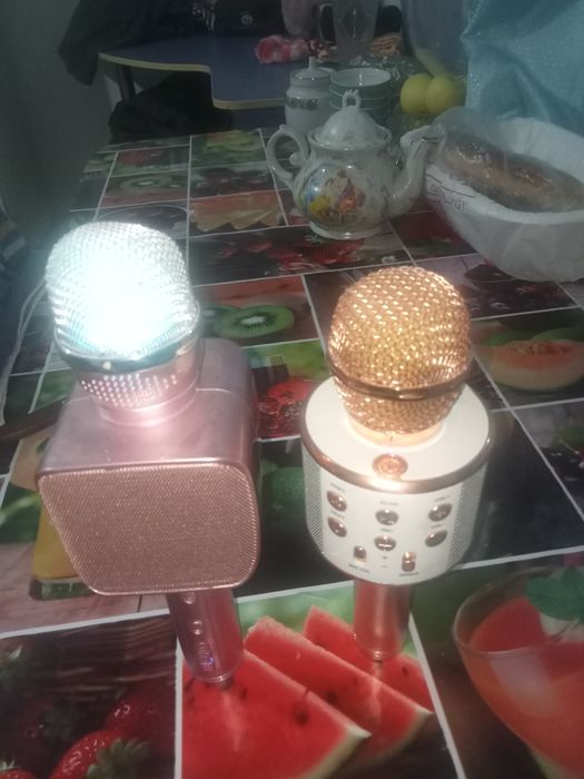 Микрофон колонка продам