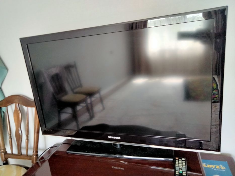 Продам ЖК телевизор Самсунг