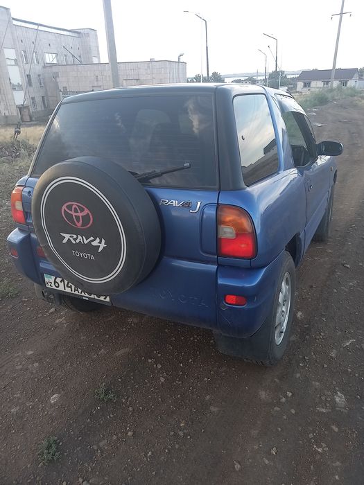 Продаю toyta RAV 4