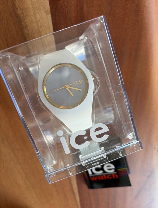 ICE Watch -Glam White/Gold– бял дамски часовник (оригинален) с кутия