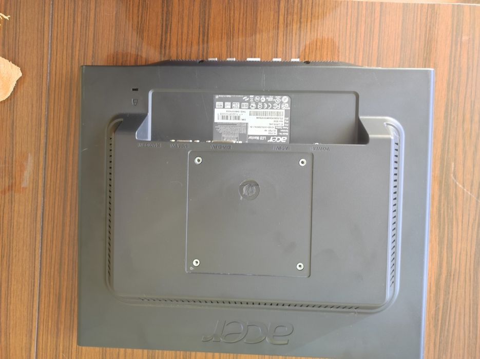 Монитор Acer 2006 и стойка