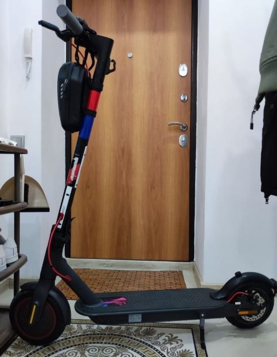 Продам электросамокат.