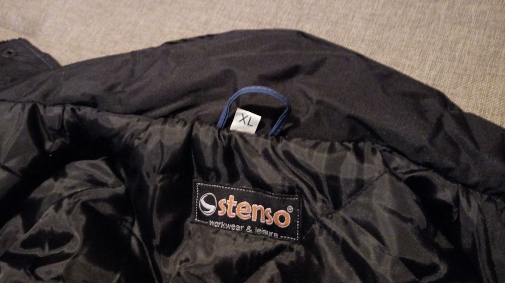 Водо и ветроустойчив елек XL размер