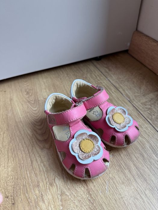 Сандали Колев и колев