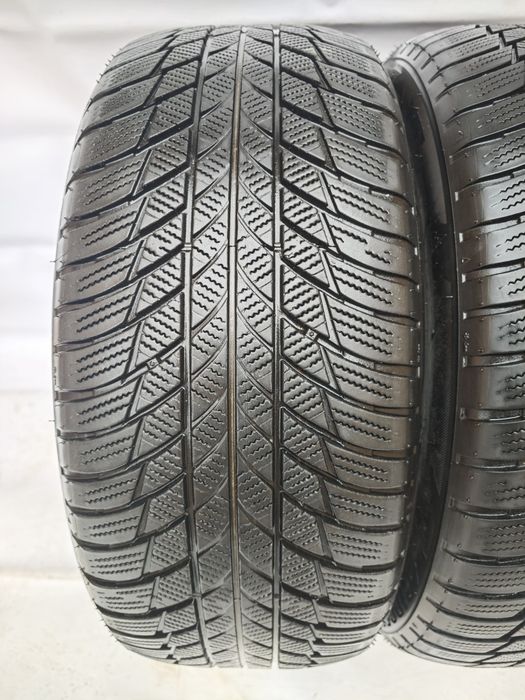 Anvelope 245/45/19 iarna M+S BRIDGESTONE Runflat