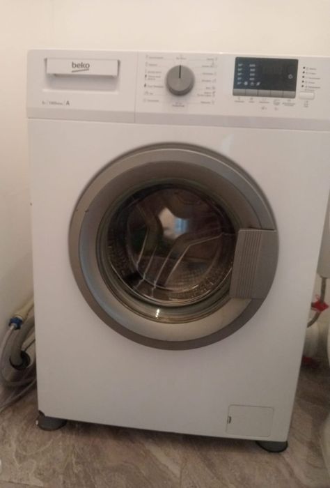 Продам стиральную машину