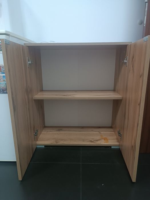 Шкаф 55*60*30 за офис/дома