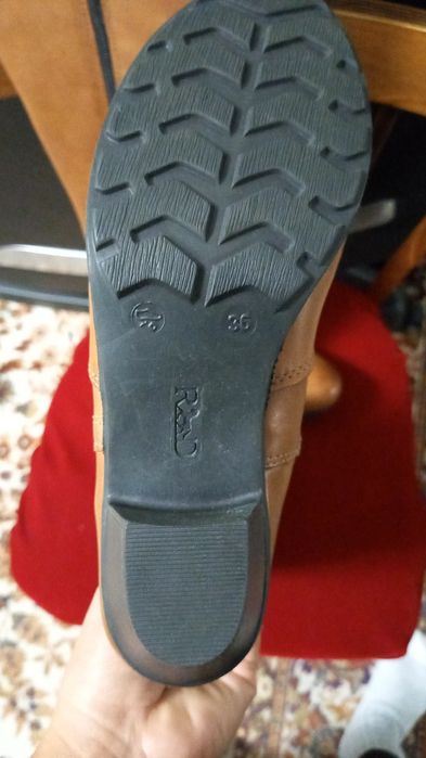 Продам Сапоги женские