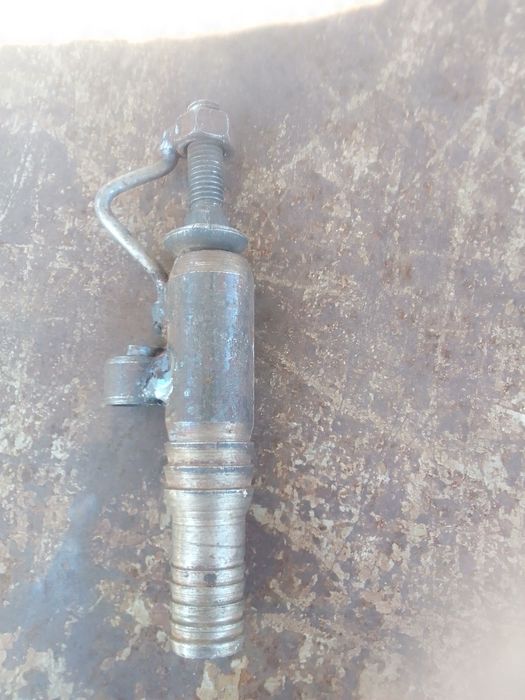 Секатор.Брызгалка .Кусторез советского производства