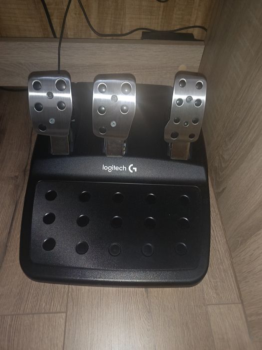 Playstation 5, педали, волан и скоростен лост