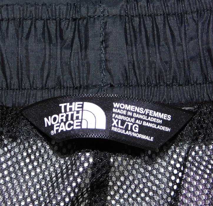 Suprapantaloni The North Face DryVent dama marimea XL NOI!
