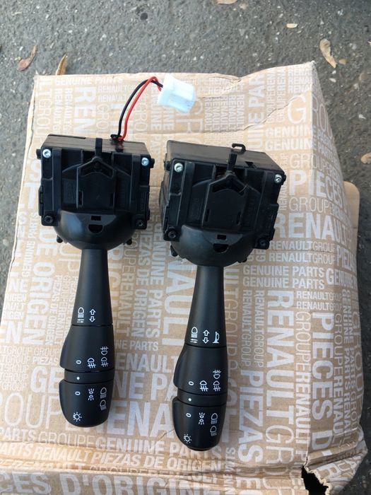 Maneta bloc lumini Logan Lodgy Docker cu sau fara clacson pe volan