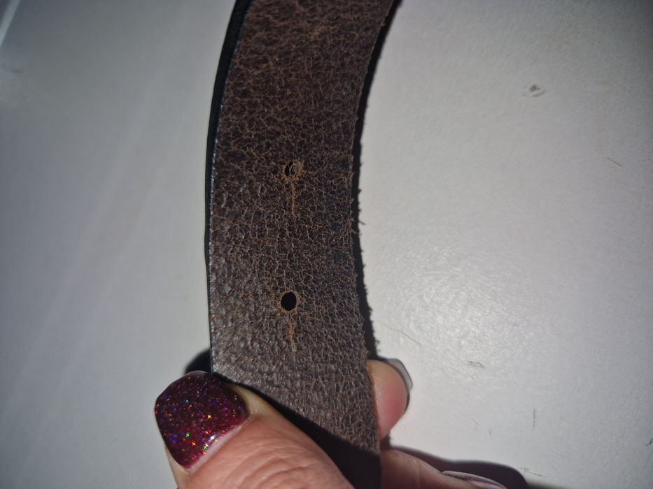 Louis Vuitton естествена кожа колан.Нов