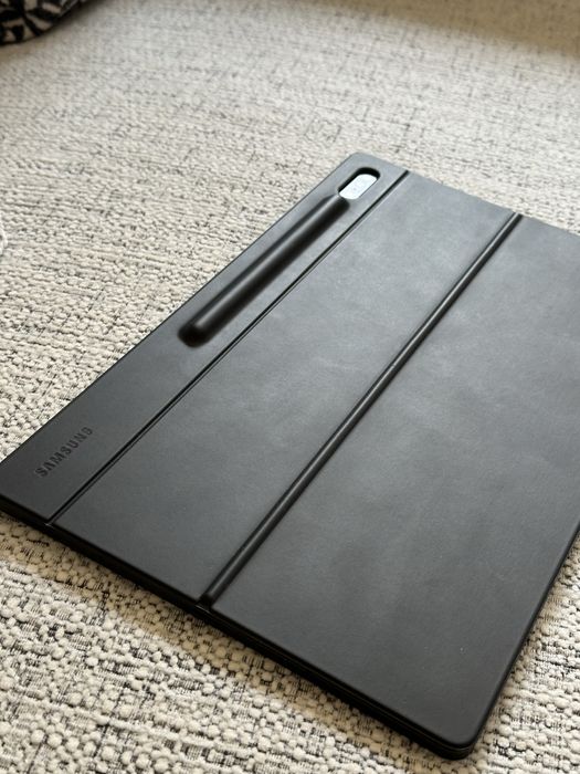 Samsung Galaxy Tab S8 Ultra + Keyboard Cover + 65W зарядно – ТОП състояние