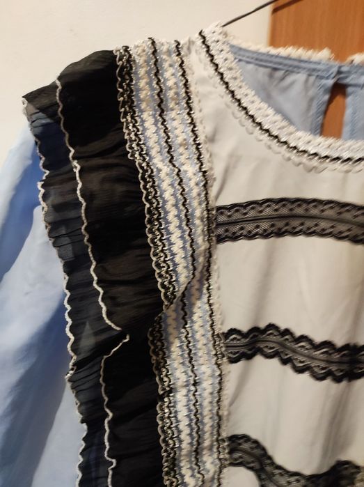 Bluze de ocazie, noi