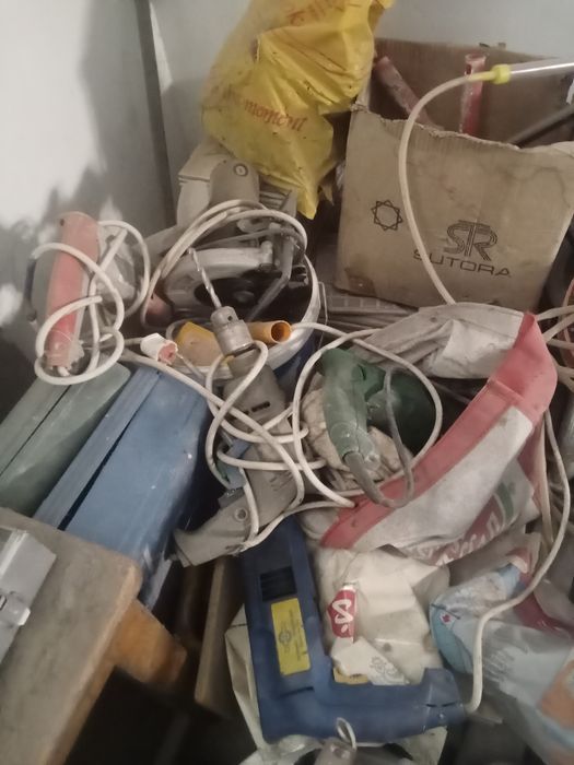 Продам не рабочие инструменты